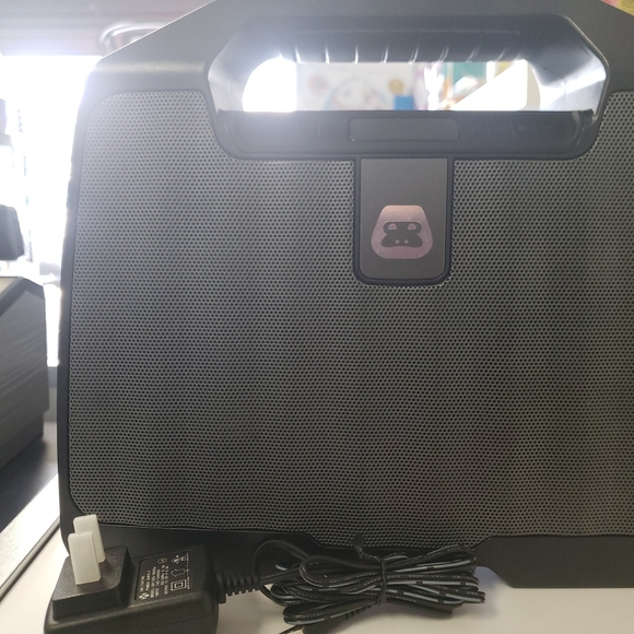 G-Project G-BOOM 2 Wireless Bluetooth Boombox Port - Picture 9 of 9